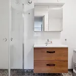 3 Beds - Near Airport - Free Parking -