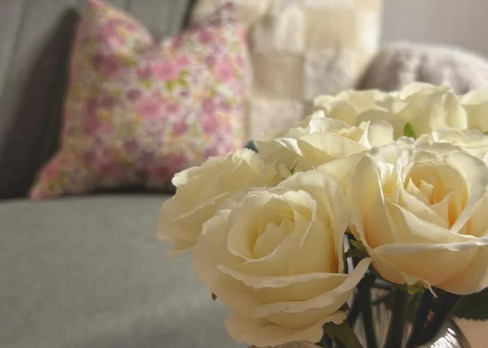 Leilighet 3 Beds - Near Airport - Free Parking - *